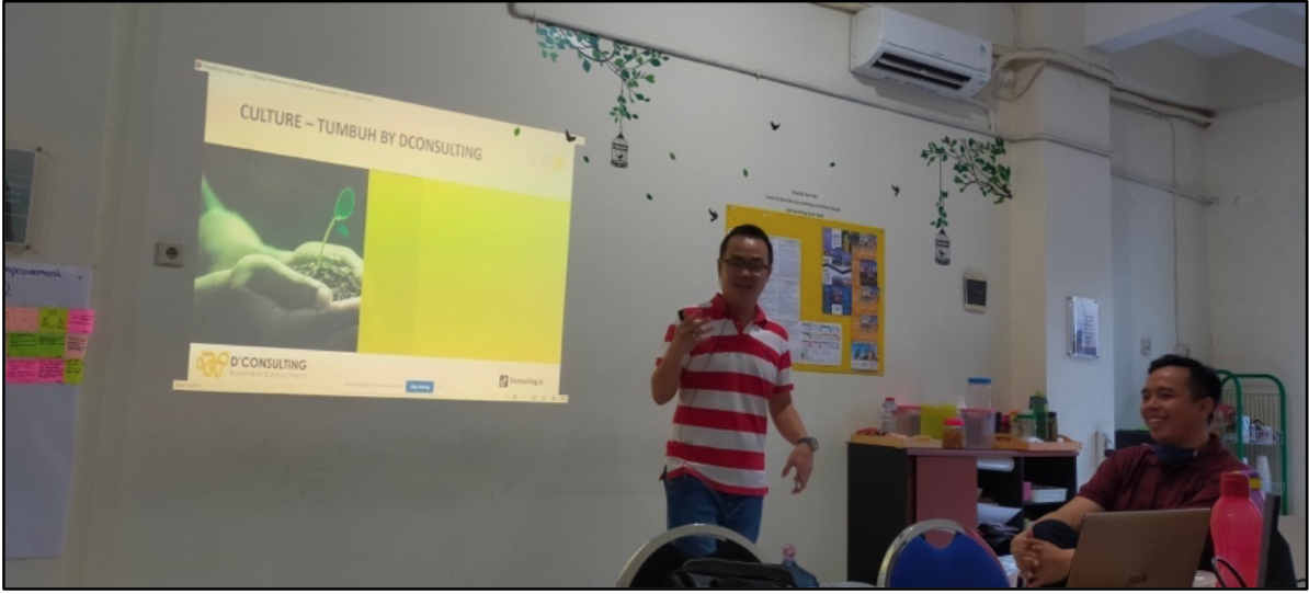 Ketika saya melakukan training internal di perusahaan dconsulting.id